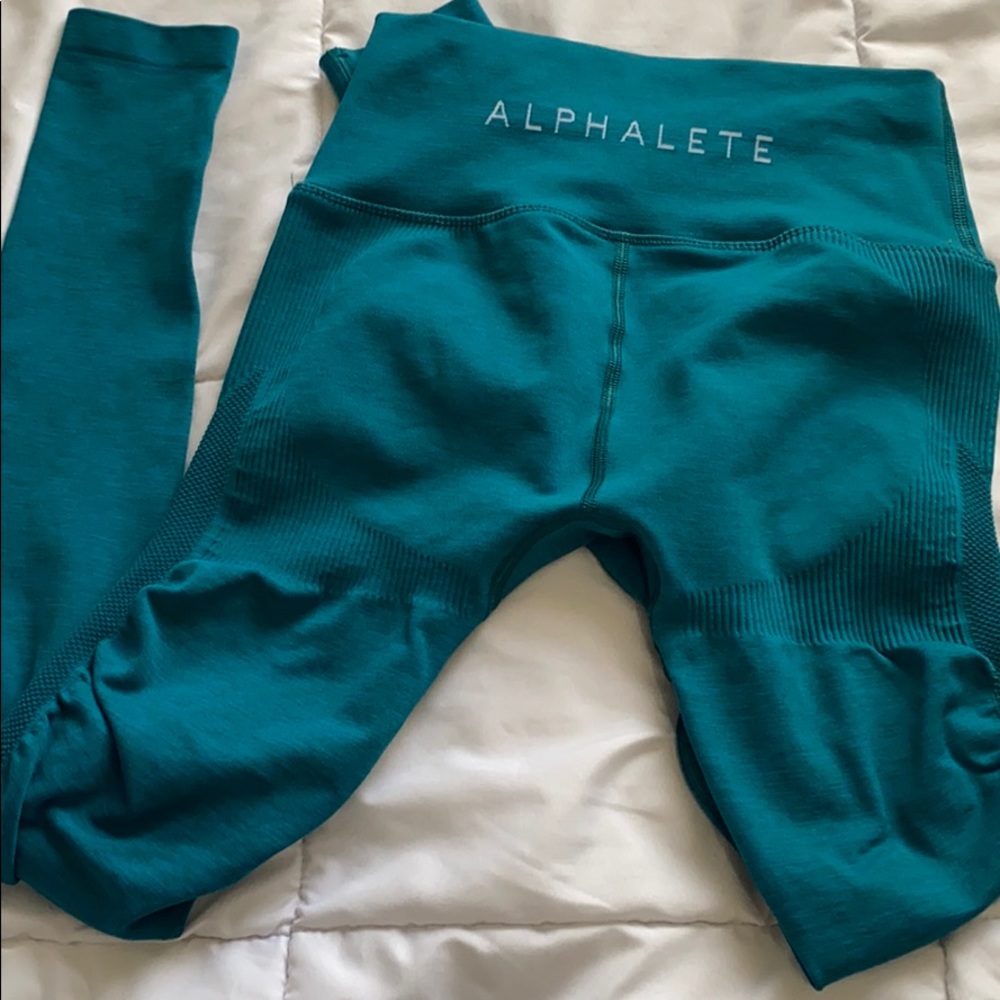 Alphalete Aero Legging